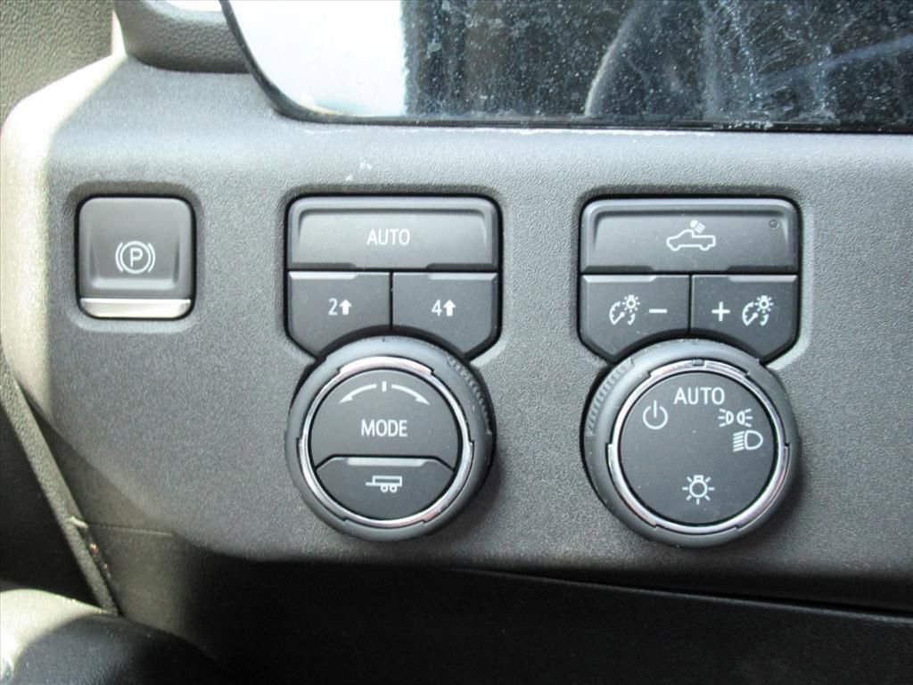 Used 2024 Chevrolet Silverado 1500 LT AWD/4WD image 20