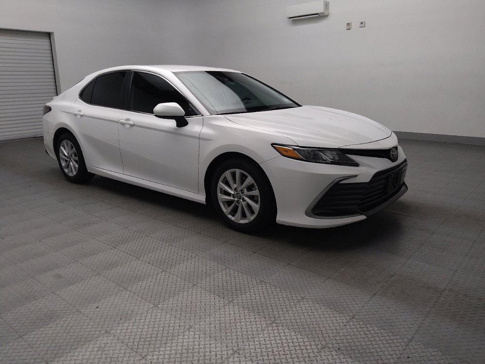 Used 2023 Toyota Camry LE image 13