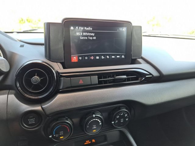 Used 2020 MAZDA MX-5 Miata Sport RWD image 18