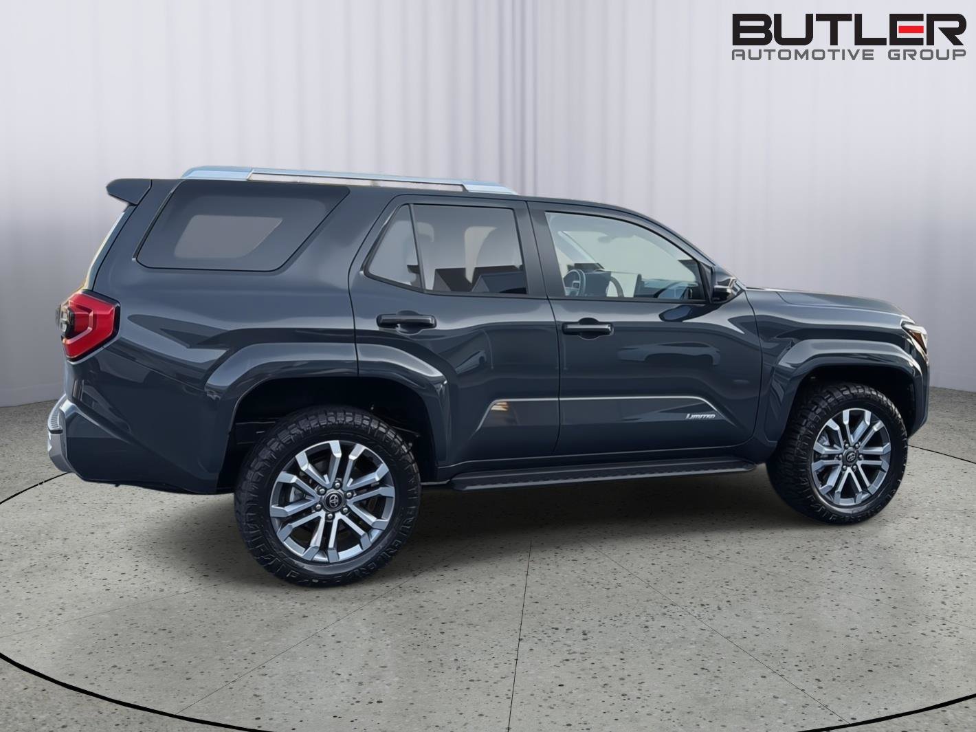Used 2025 Toyota 4Runner Limited AWD/4WD image 7