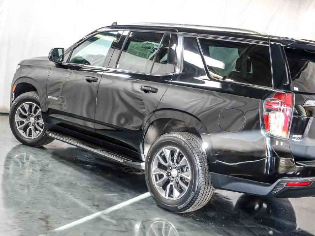 Used 2022 Chevrolet Tahoe LT w/ Luxury Package AWD/4WD image 11