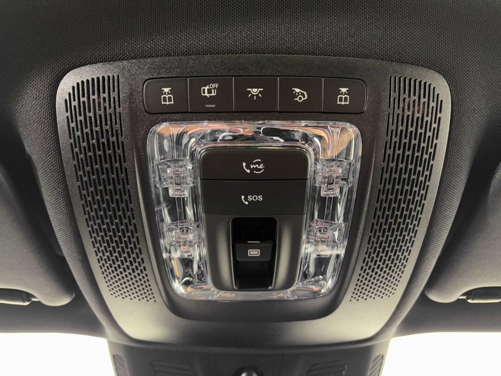 Used 2023 Mercedes-Benz EQB 300 4MATIC w/ Pinnacle Package image 23