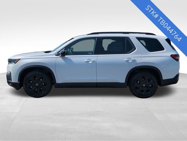 New 2026 Honda Pilot Black Edition image 4