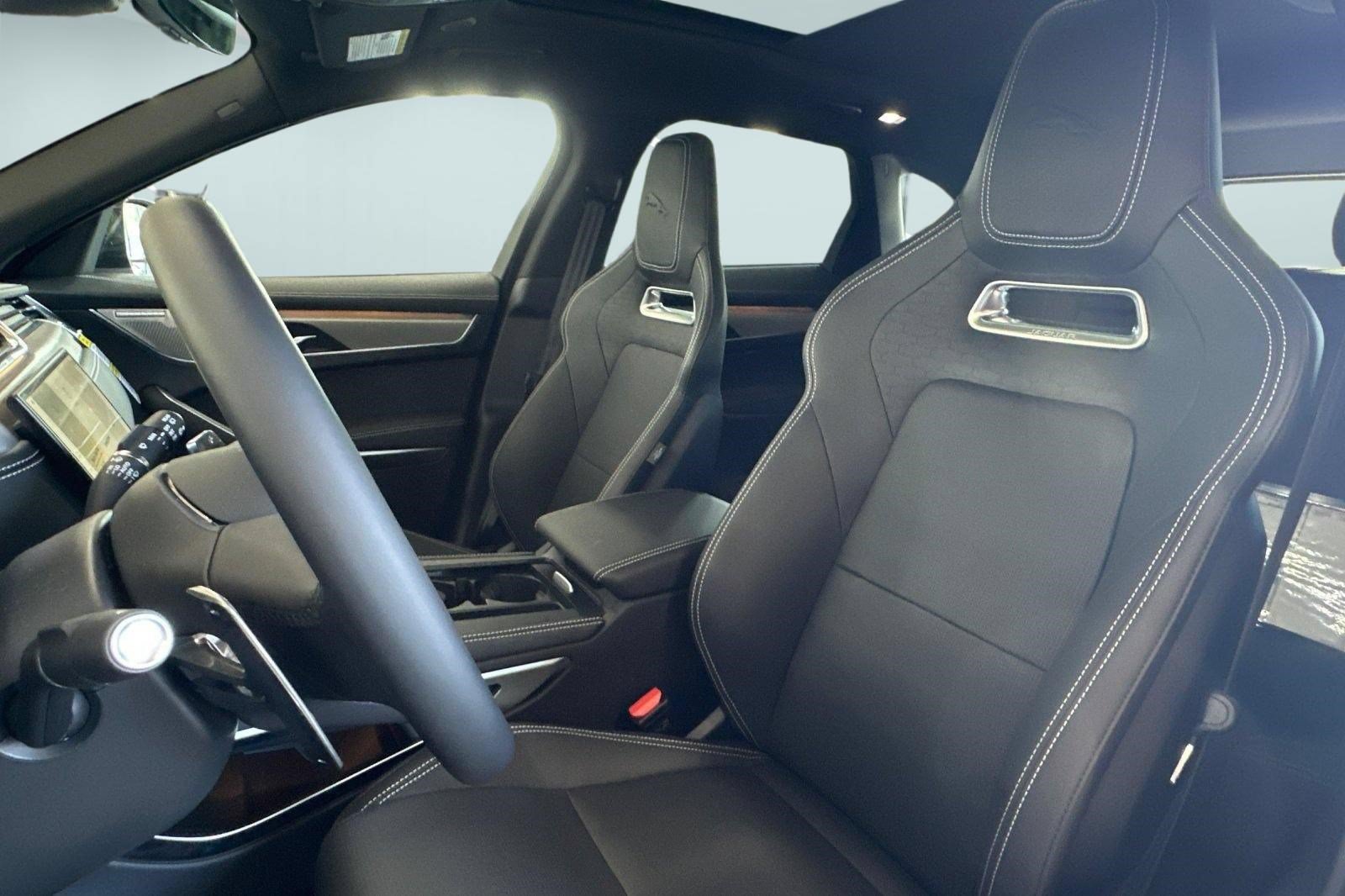 New 2026 Jaguar F-PACE R-Dynamic S AWD/4WD image 26