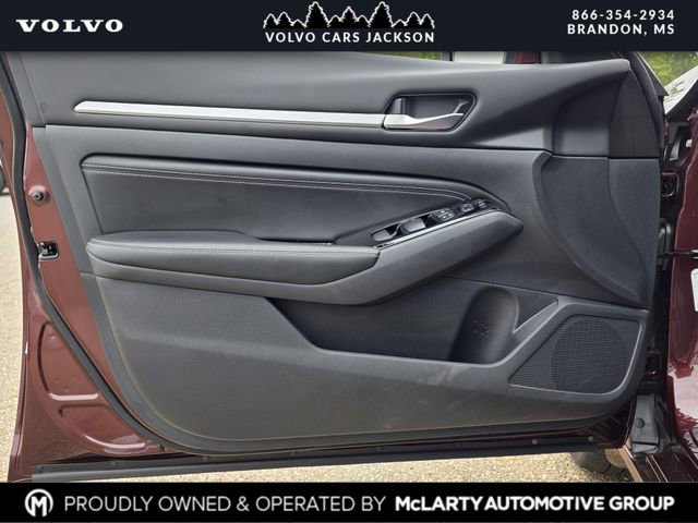 Used 2023 Nissan Altima 2.5 SL AWD/4WD image 14
