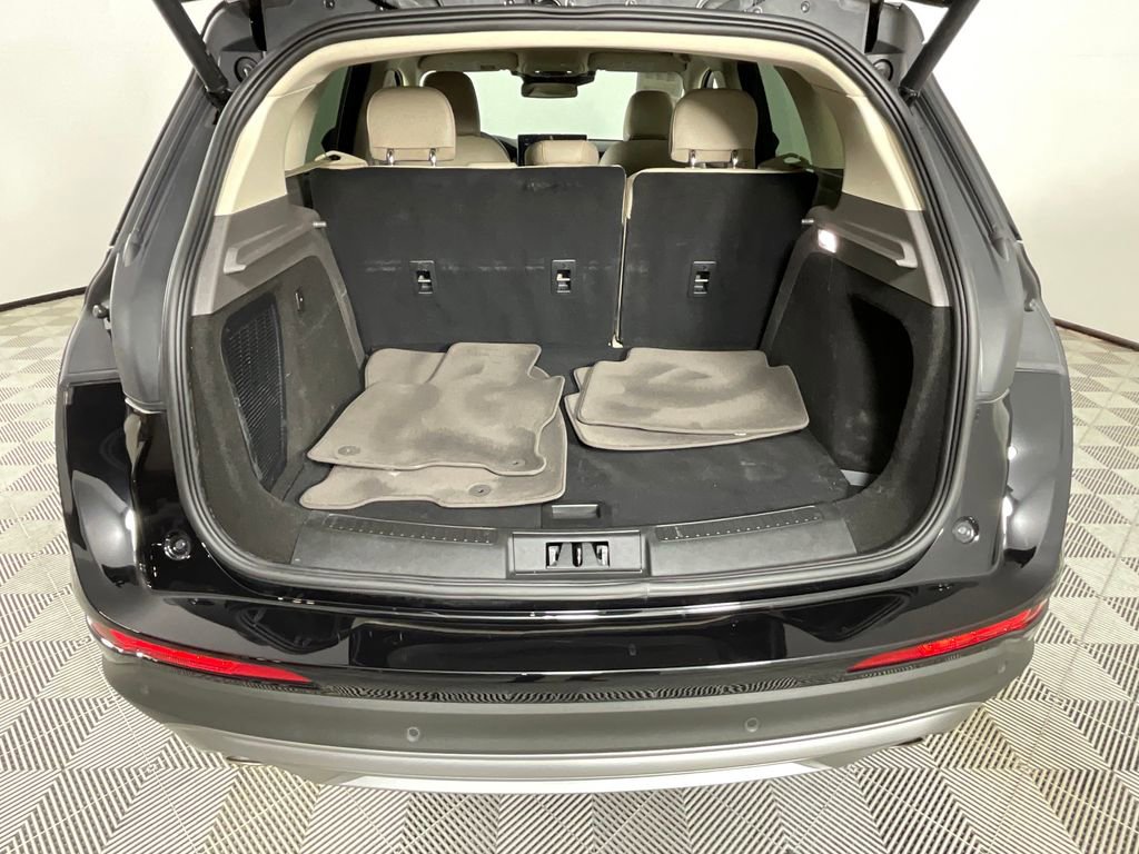 Certified 2024 Lincoln Corsair AWD image 30