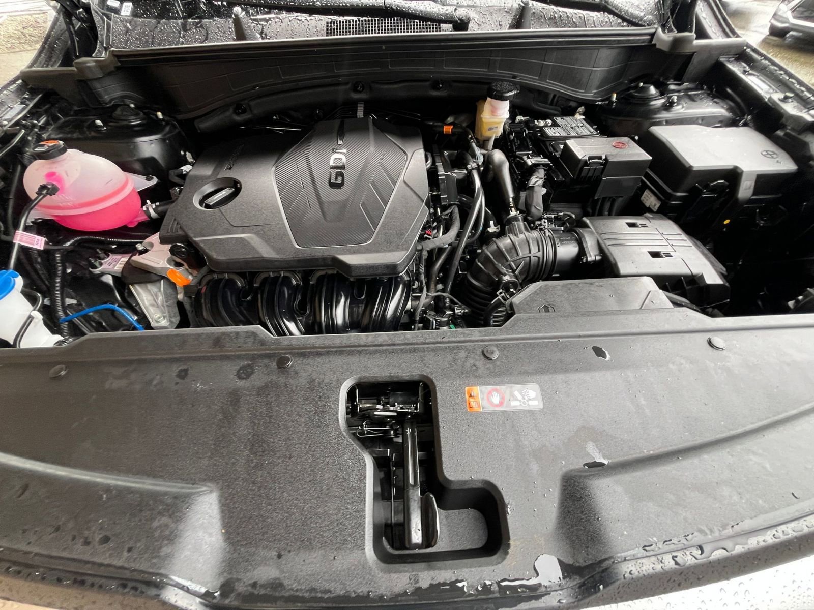 Used 2025 Kia Sportage LX image 32