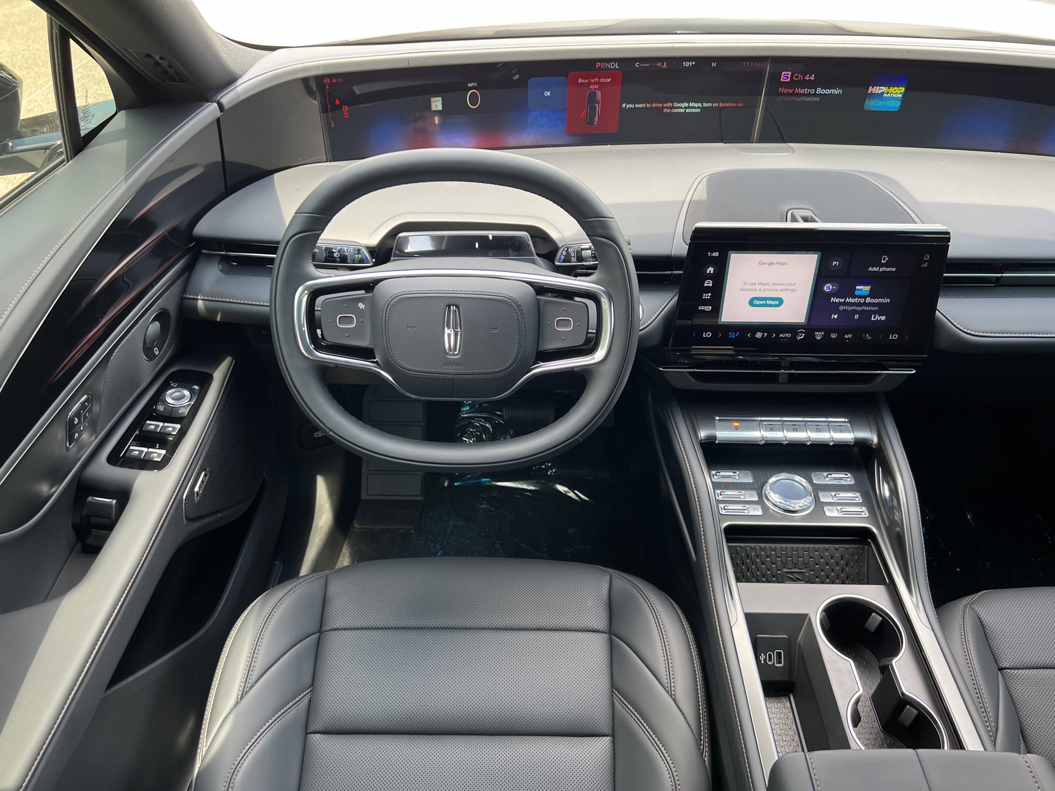 New 2025 Lincoln Nautilus Premier w/ Equipment Group 102A image 16