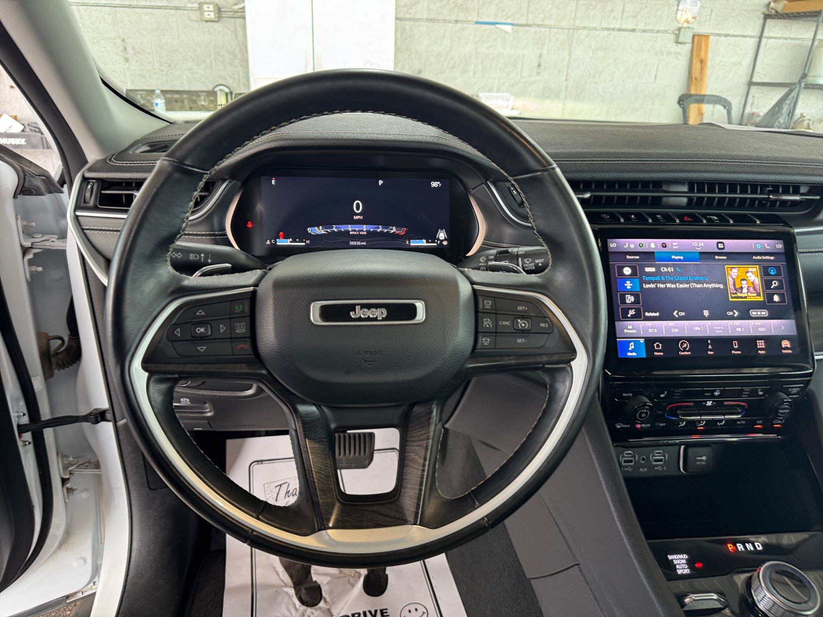 Used 2022 Jeep Grand Cherokee Limited AWD/4WD image 15