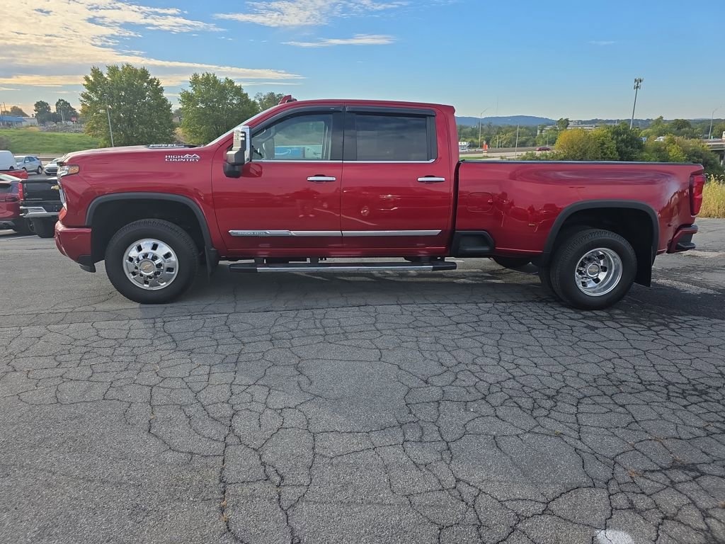 Certified 2025 Chevrolet Silverado 3500 High Country image 42