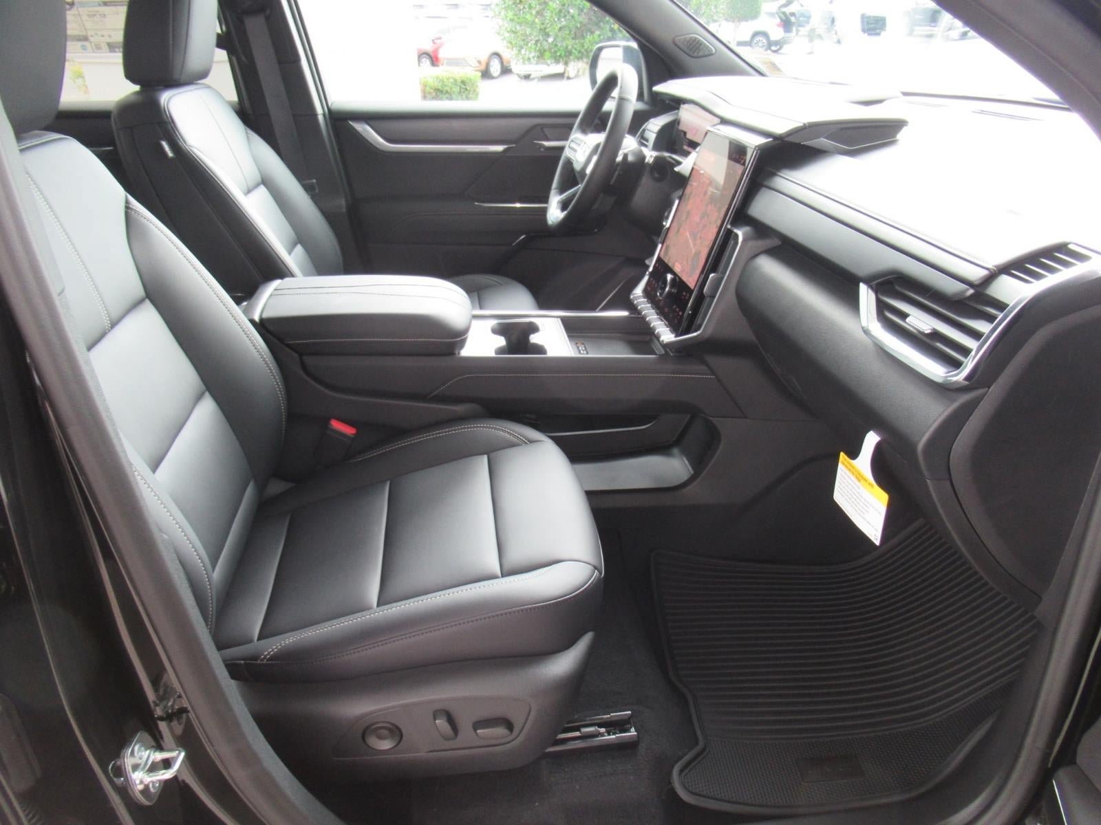 New 2026 GMC Acadia Elevation w/ Black Edition FWD image 10