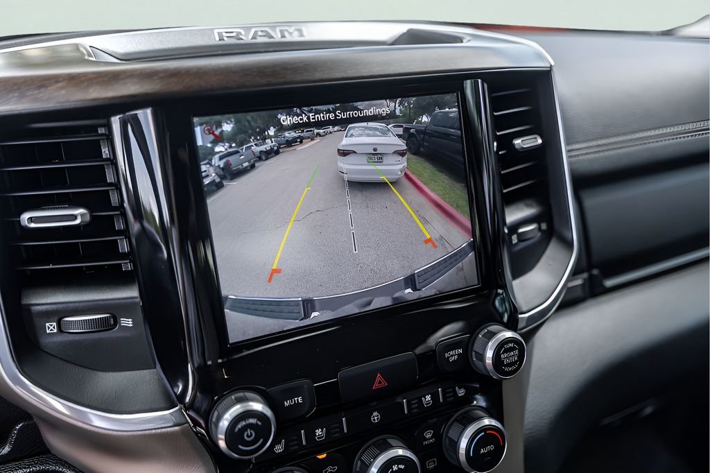 Used 2022 RAM 1500 Laramie AWD/4WD image 20
