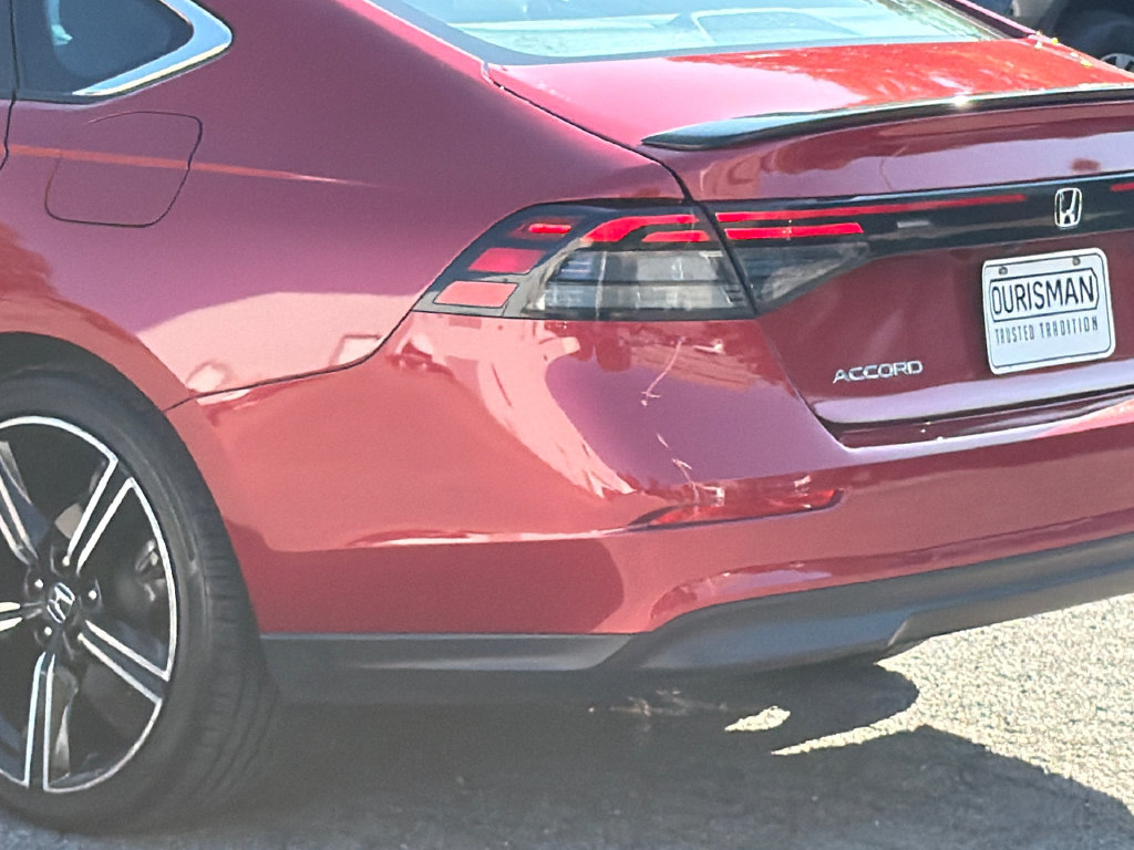 Used 2024 Honda Accord Sport image 6
