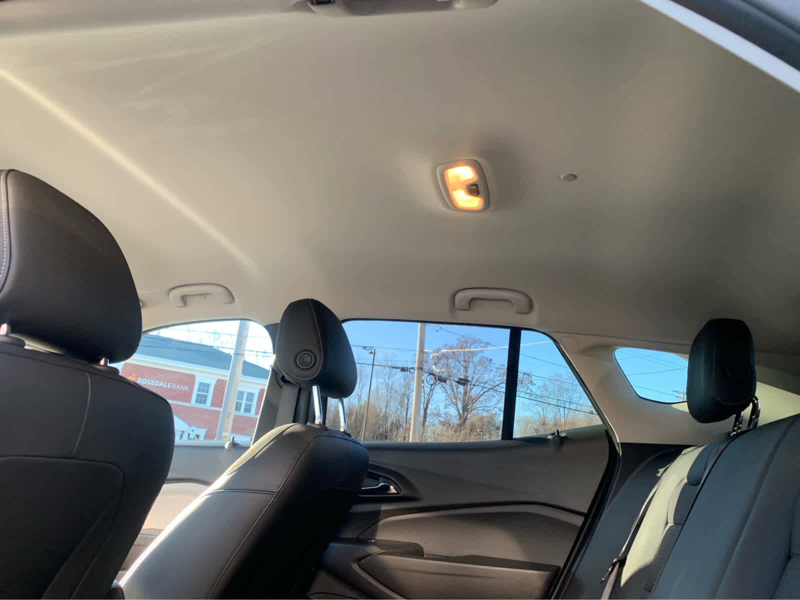 Used 2025 Chevrolet Trax LT w/ Driver Confidence Package image 25