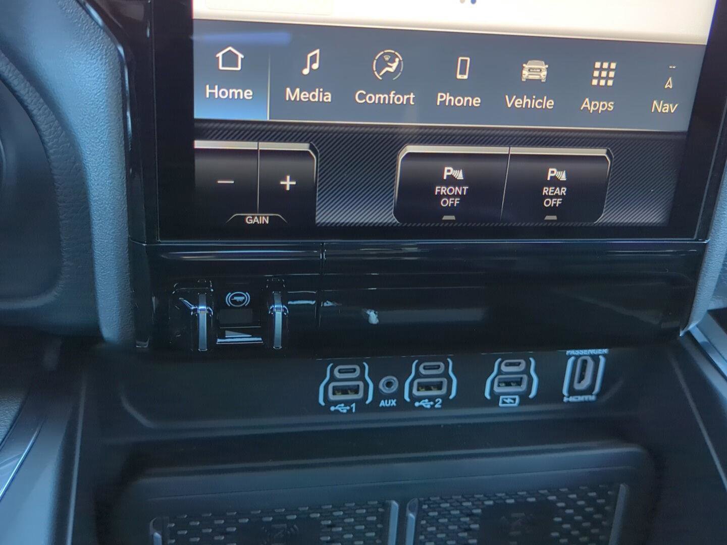 New 2026 RAM 1500 Laramie w/ Night Edition image 27