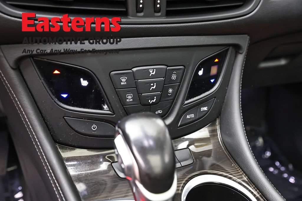 Used 2020 Buick Envision Premium AWD/4WD image 21