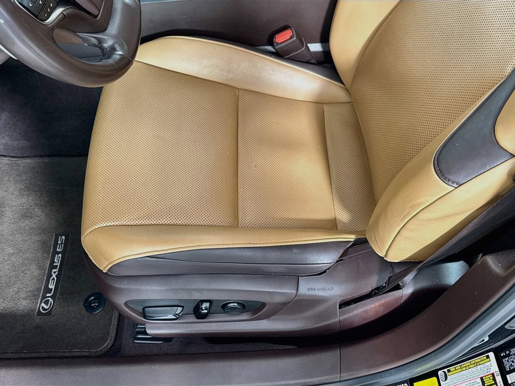 Certified 2020 Lexus ES 350 F Sport w/ Accessory Package 2 FWD image 20