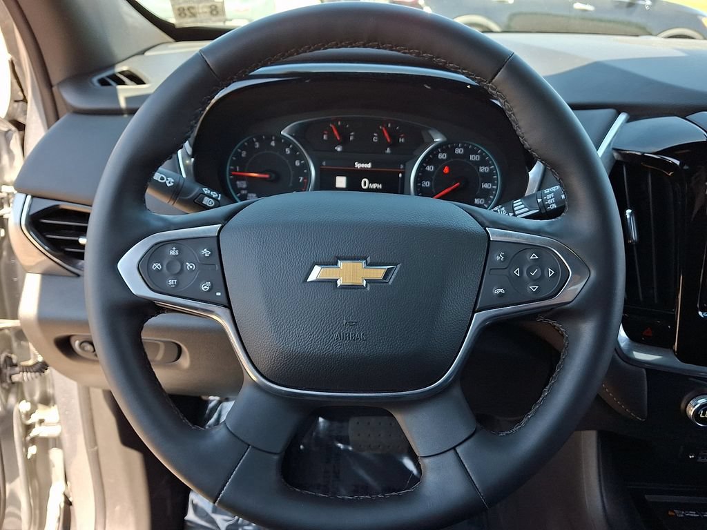 Used 2023 Chevrolet Traverse LT w/ LT Premium Package AWD/4WD image 21