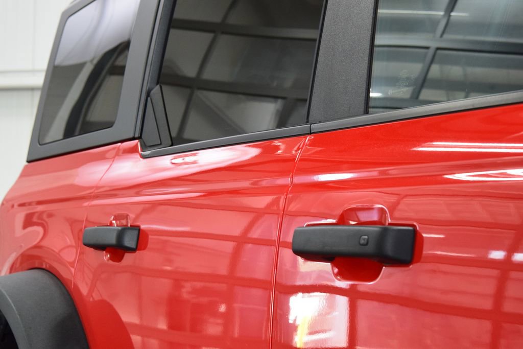 Used 2023 Ford Bronco Wildtrak AWD/4WD image 16