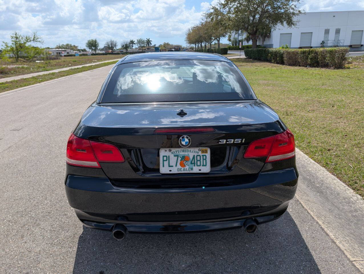 Used 2008 BMW 335i Convertible image 7