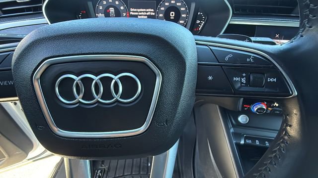 Used 2020 Audi Q3 2.0T Premium Plus w/ Premium Plus Package image 20