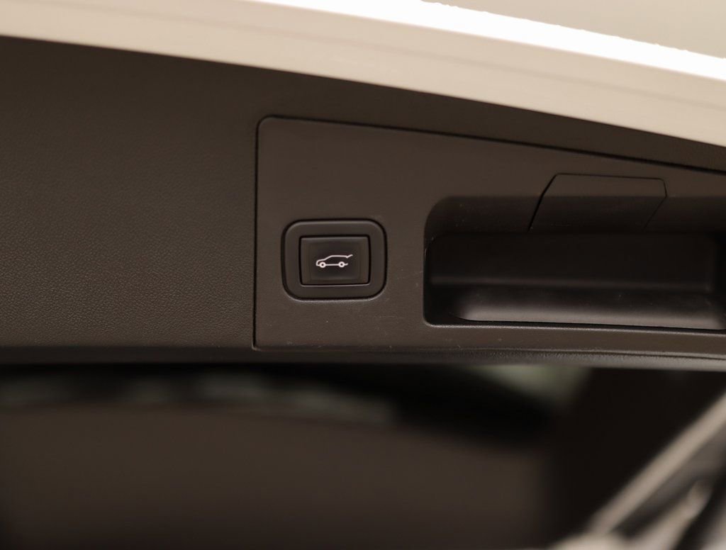 Used 2020 Cadillac XT5 Sportv image 31