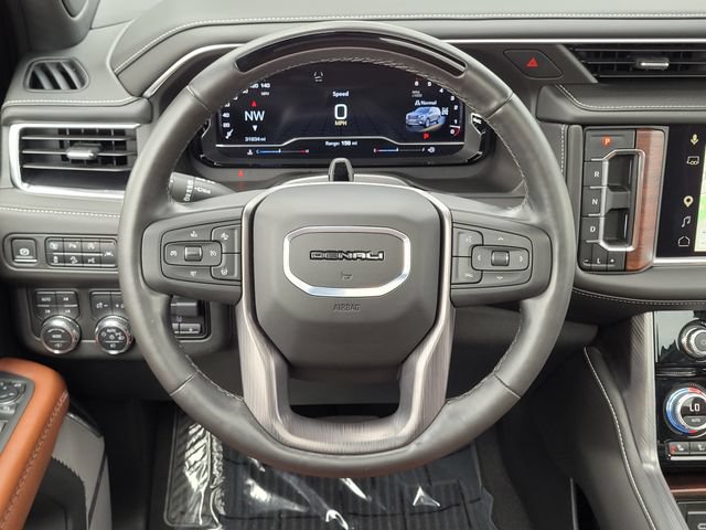 Used 2024 GMC Yukon Denali Ultimate AWD/4WD image 11