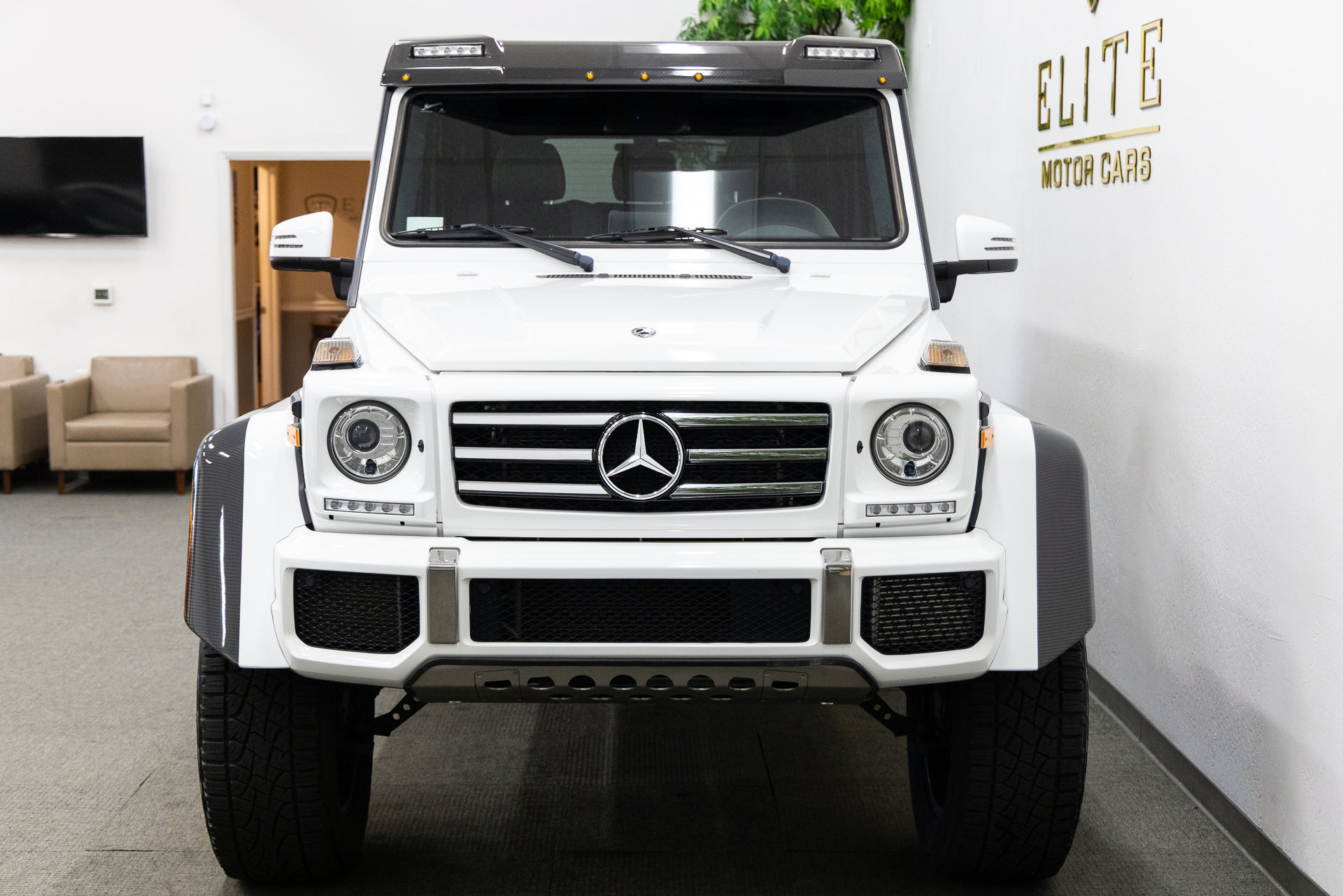 Used 2018 Mercedes-Benz G 550 Squared image 12