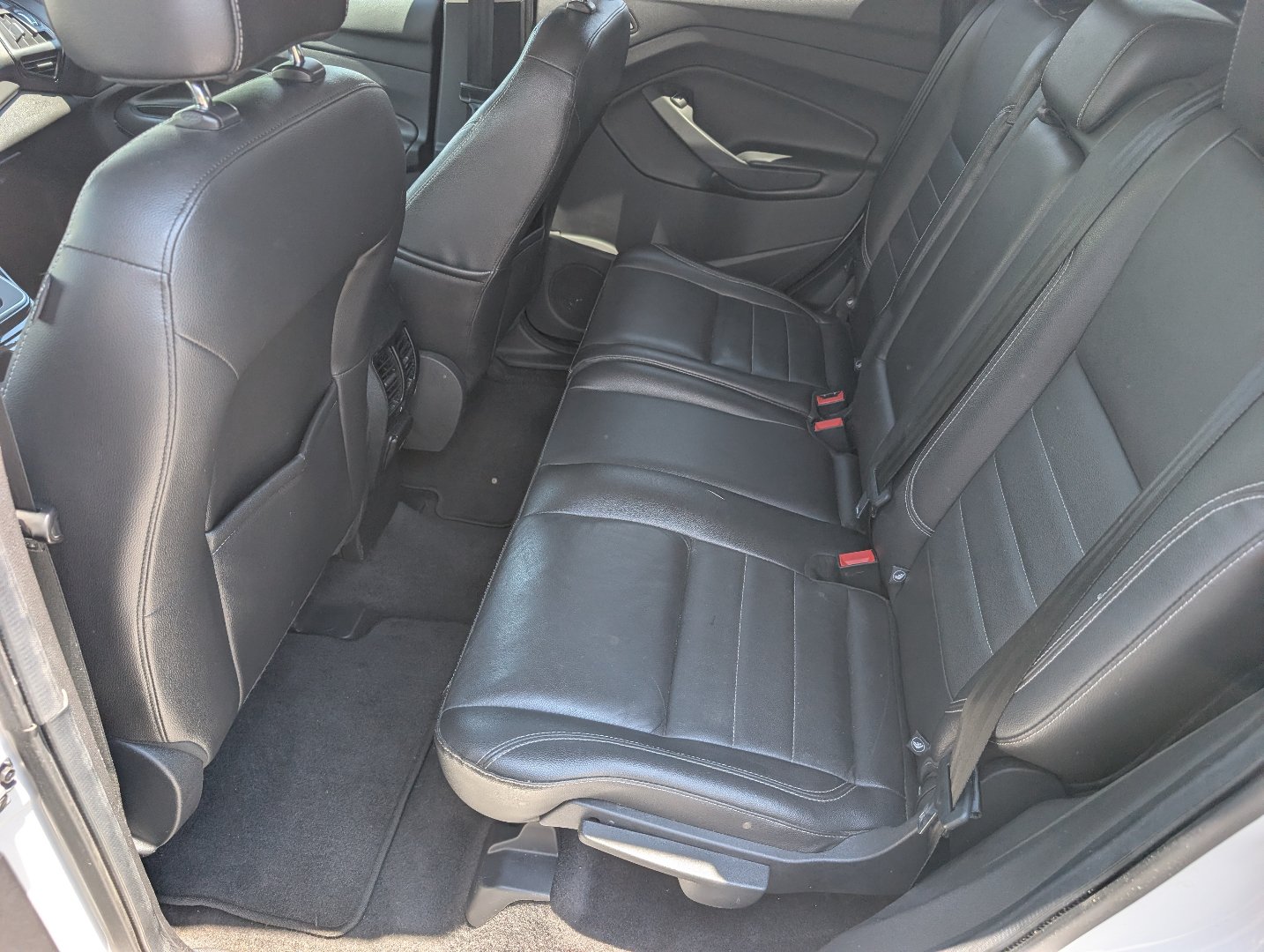 Used 2014 Ford Escape Titanium AWD/4WD image 25