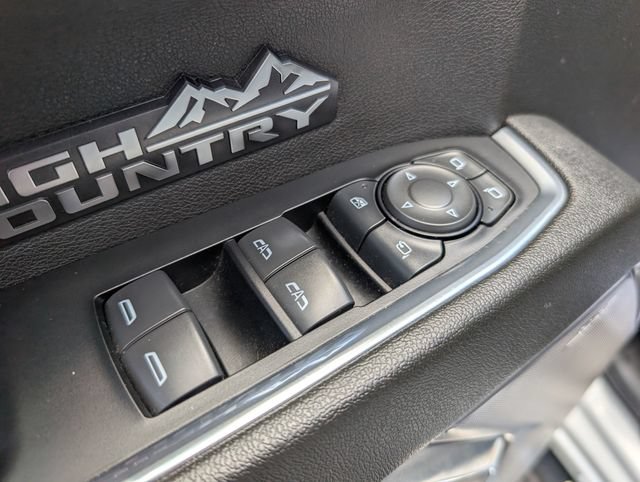 Used 2024 Chevrolet Silverado 1500 High Country w/ Technology Package AWD/4WD image 16