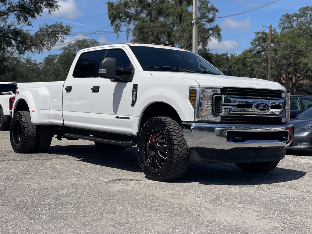 Used 2019 Ford F350 XLT AWD/4WD image 11
