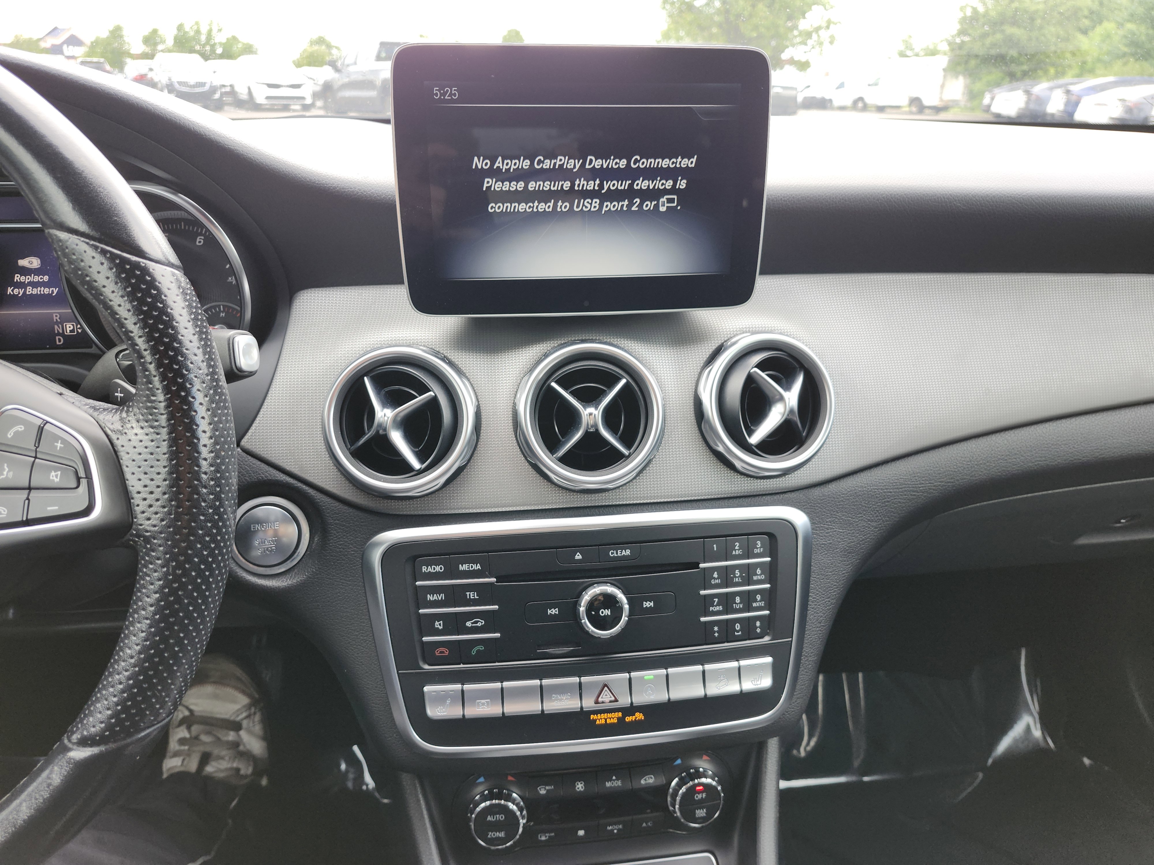 Used 2019 Mercedes-Benz GLA 250 4MATIC image 32