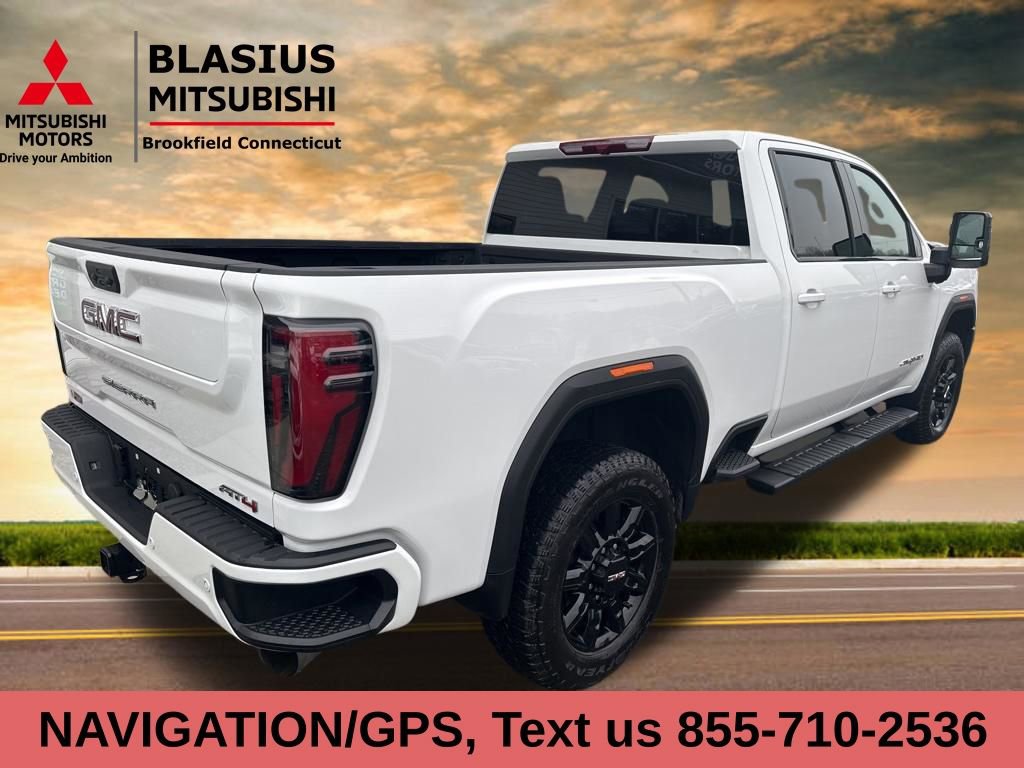 Used 2025 GMC Sierra 2500 AT4 image 6