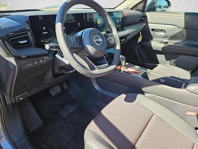 New 2026 Nissan Kicks SR image 10