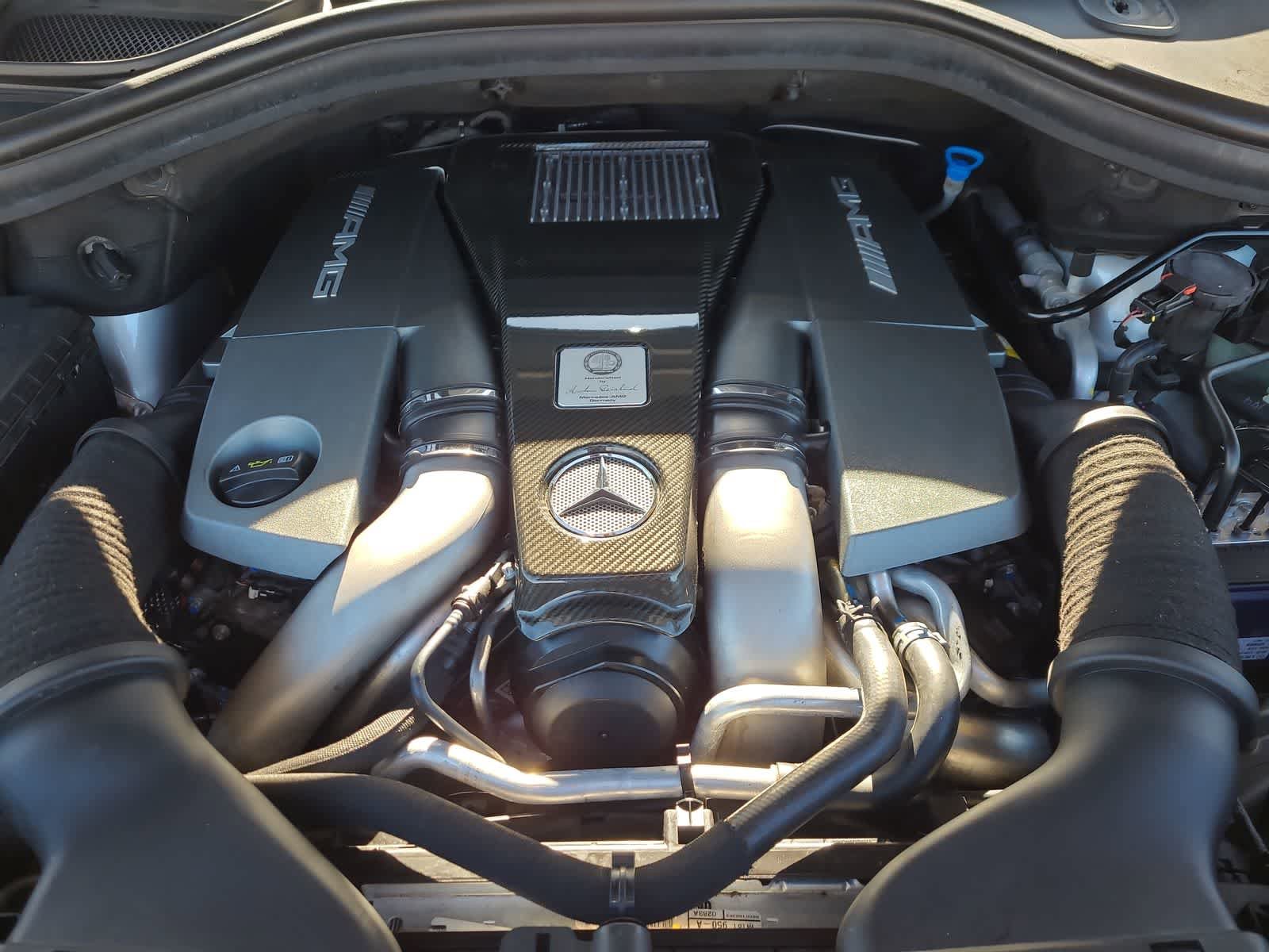 Used 2013 Mercedes-Benz ML 63 AMG 4MATIC image 17