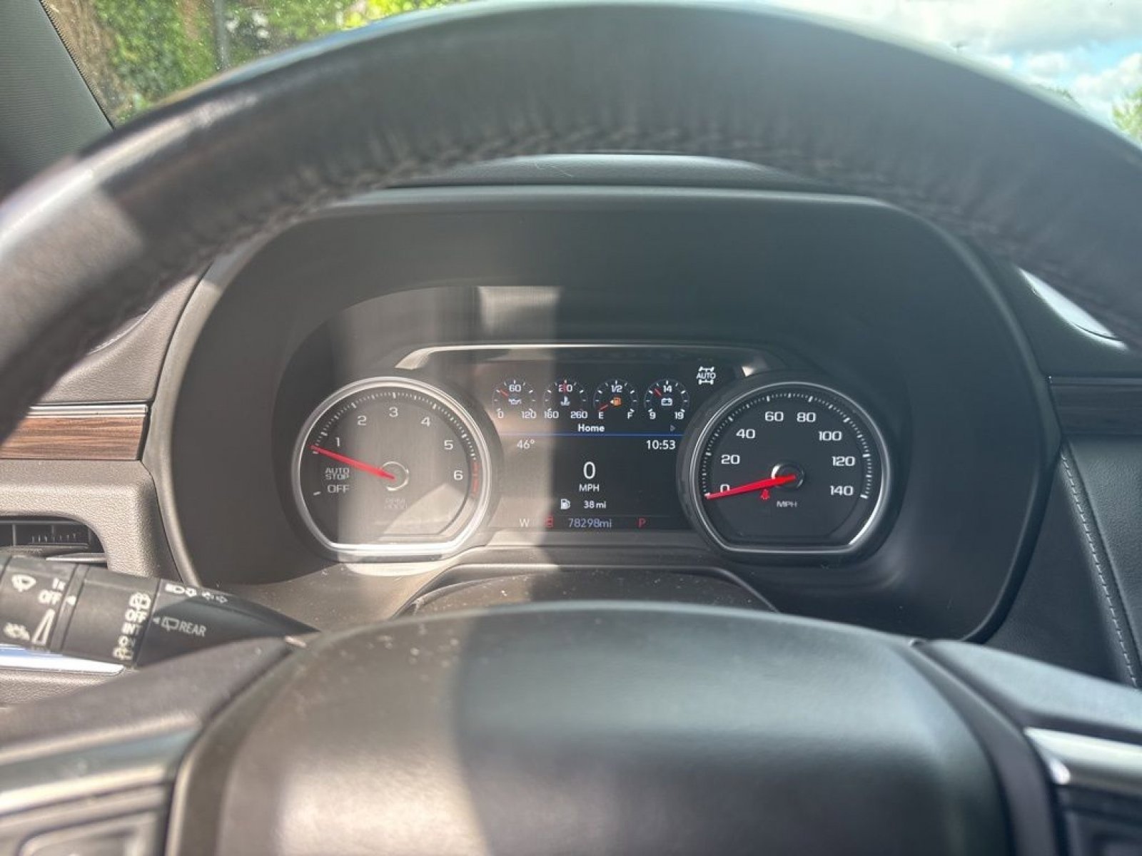 Used 2021 Chevrolet Tahoe Z71 w/ Z71 Off-Road Package AWD/4WD image 11