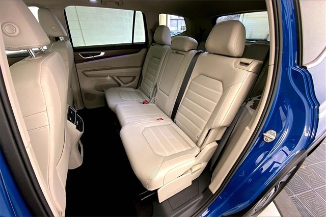 Used 2025 Volkswagen Atlas SEL image 26