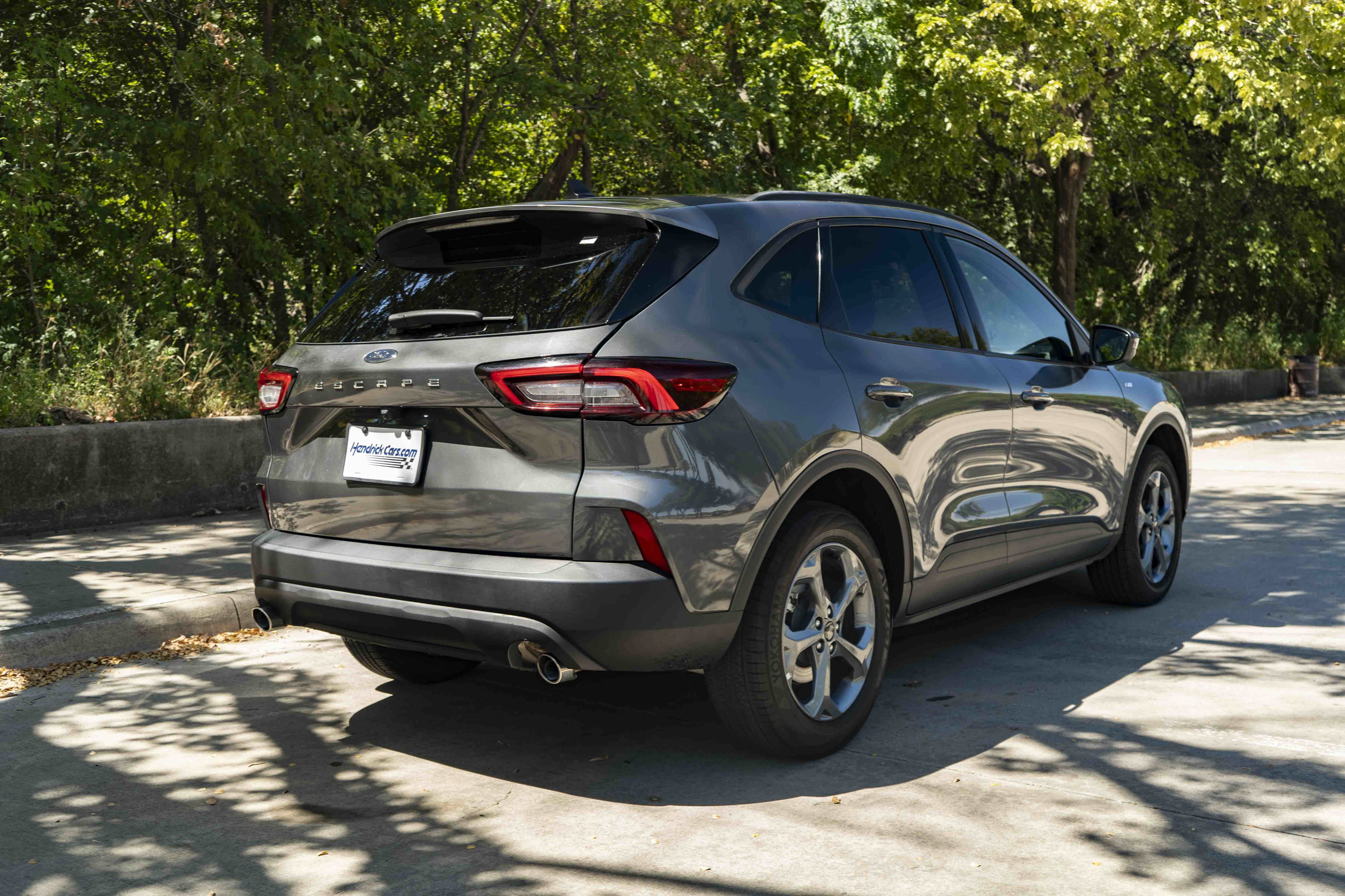 Used 2025 Ford Escape ST-Line Select AWD/4WD image 9