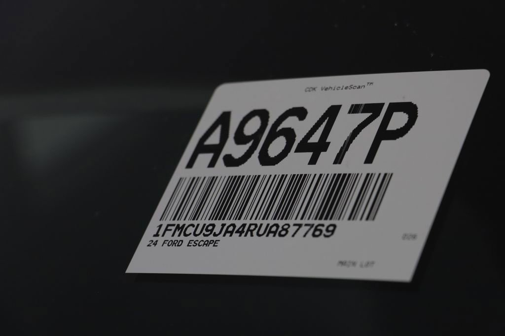 Used 2024 Ford Escape Platinum AWD/4WD image 25
