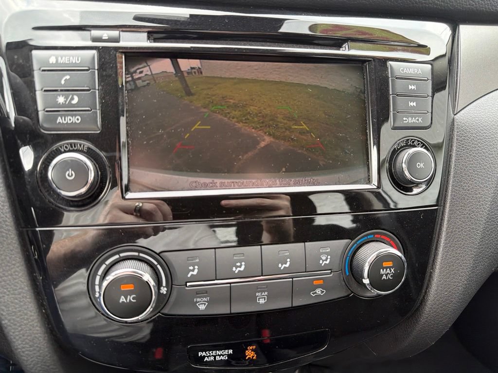 Used 2022 Nissan Rogue Sport S FWD image 23