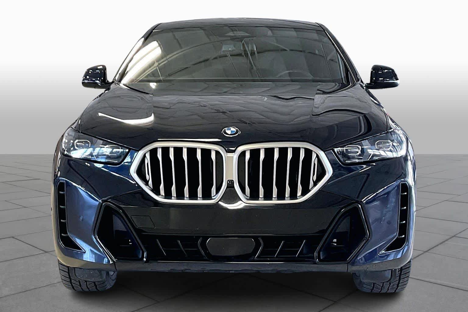 Used 2024 BMW X6 xDrive40i w/ Premium Package image 3