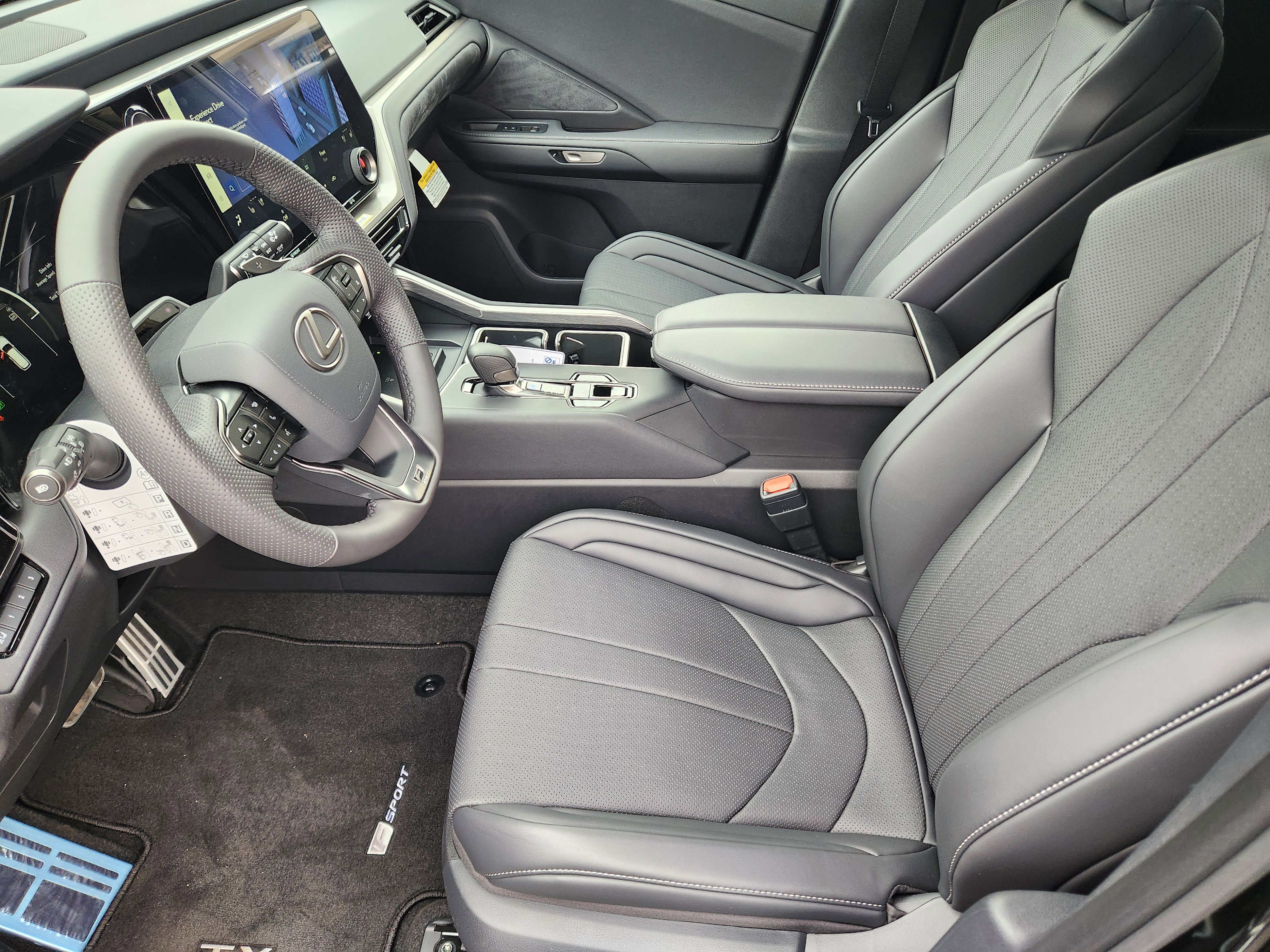 New 2026 Lexus TX 500h AWD image 13