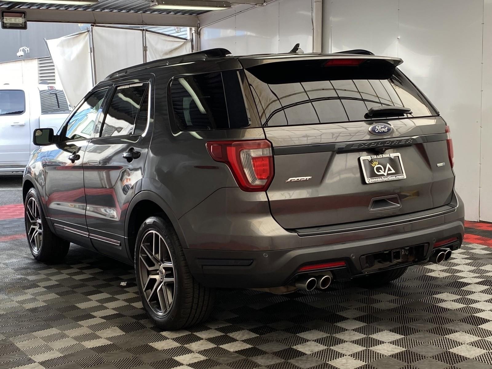 Used 2018 Ford Explorer Sport AWD/4WD image 4