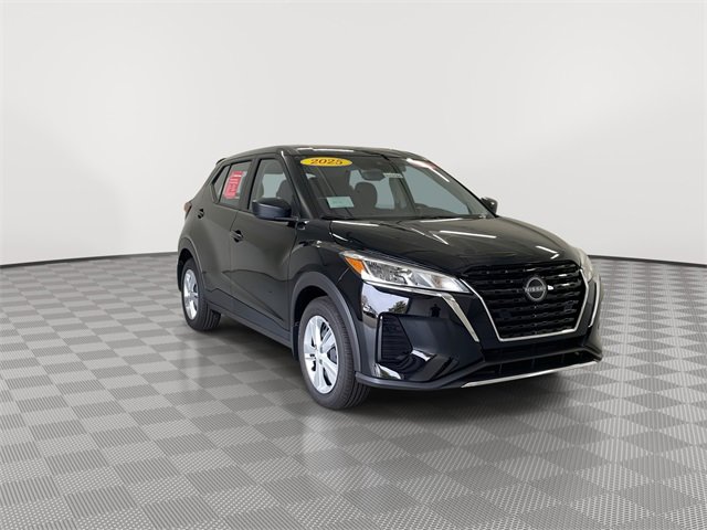 Certified 2025 Nissan Kicks Play S w/ Interior Electronics Package image 2