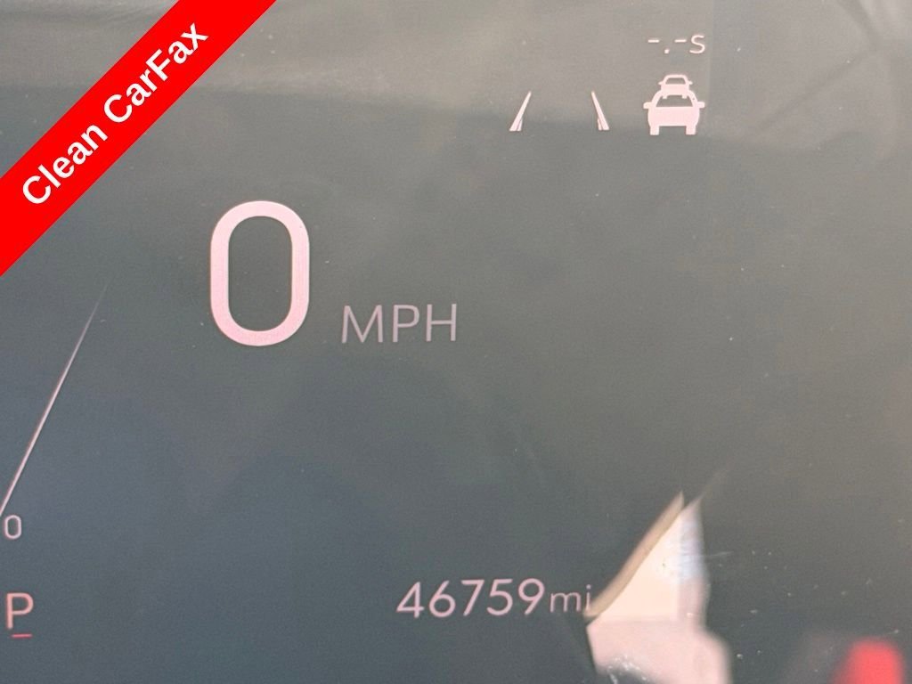 Used 2024 Buick Encore GX Sport Touring FWD image 3