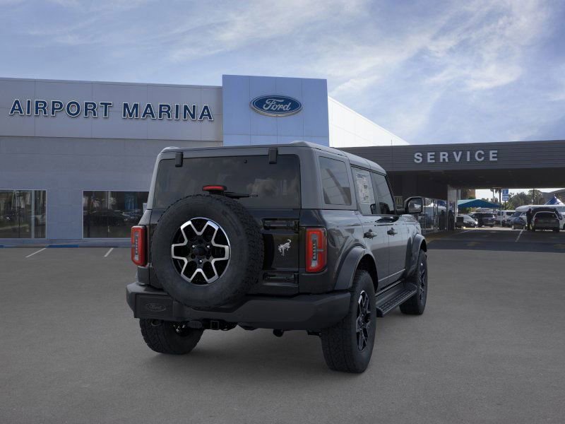New 2025 Ford Bronco Outer Banks image 9