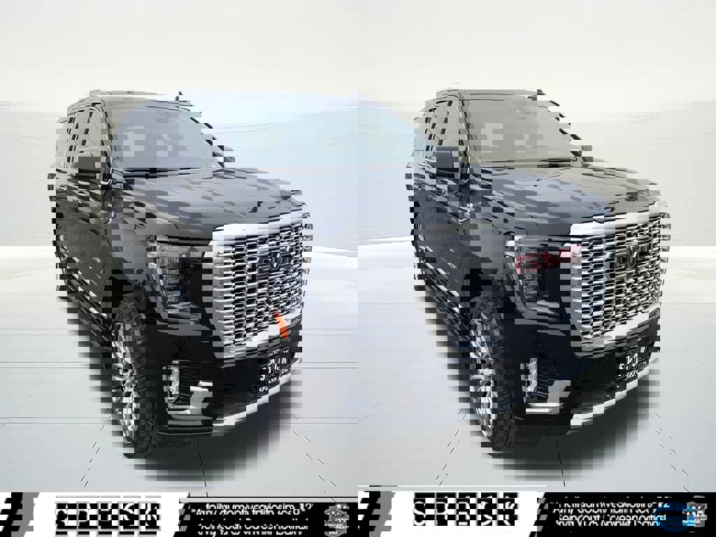Used 2022 GMC Yukon XL Denali image 1