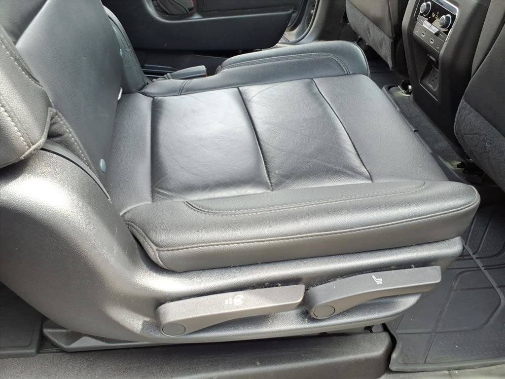 Used 2021 Chevrolet Suburban LT w/ Rear Media and Nav Package AWD/4WD image 17