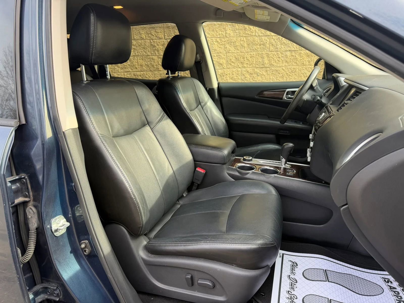 Used 2013 Nissan Pathfinder SL image 13