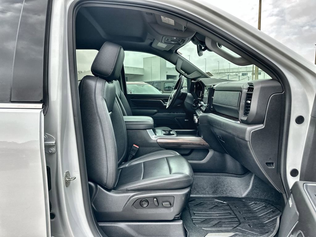 Certified 2024 GMC Sierra 3500 SLT w/ SLT Premium Package image 27